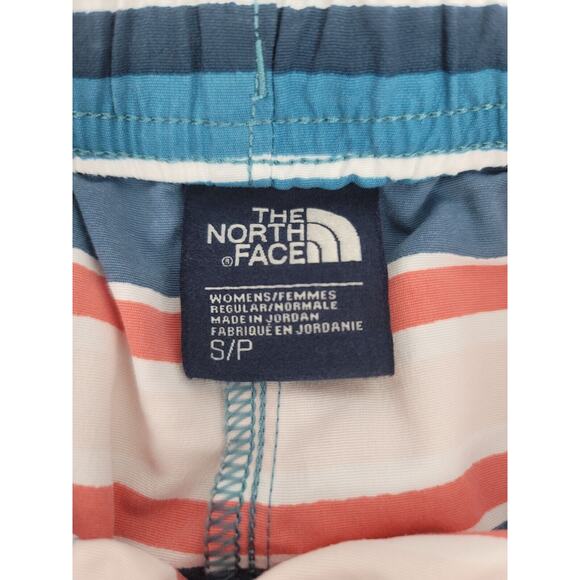 The North Face Women’s Class V Shorts Running‎ FlashDry - Picture 5 of 6